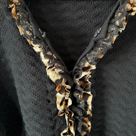 Chico's Womens Cardigan Sweater Size 3 XL 16 Black Leopard Ruffle Lace Trim Work - Picture 5 of 10